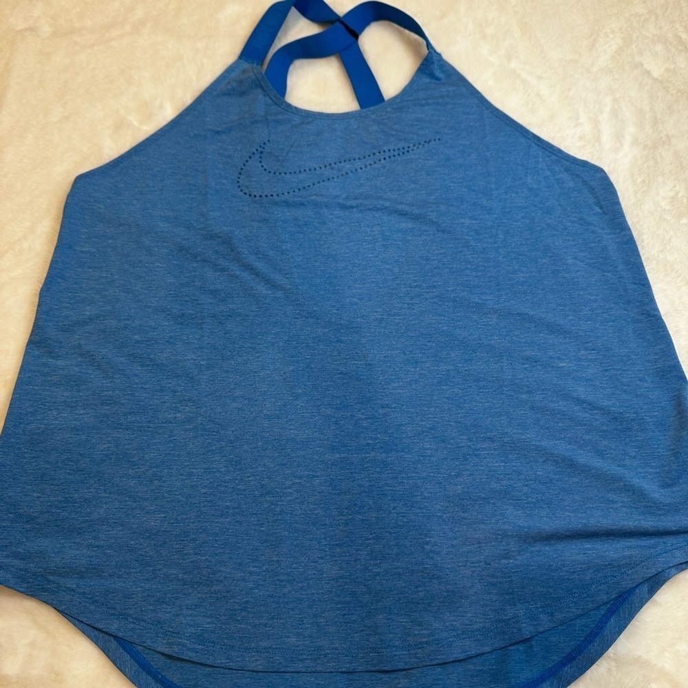 Nike Women's Blue Tank Top - Picture 2 of 5